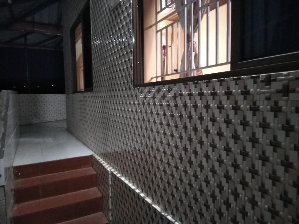 Maniis Homestay Vālpārai Dış mekan fotoğraf