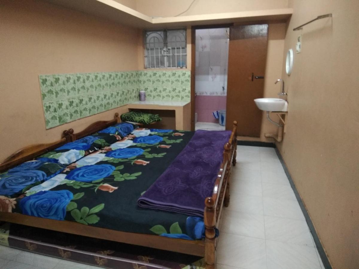 Maniis Homestay Vālpārai Dış mekan fotoğraf