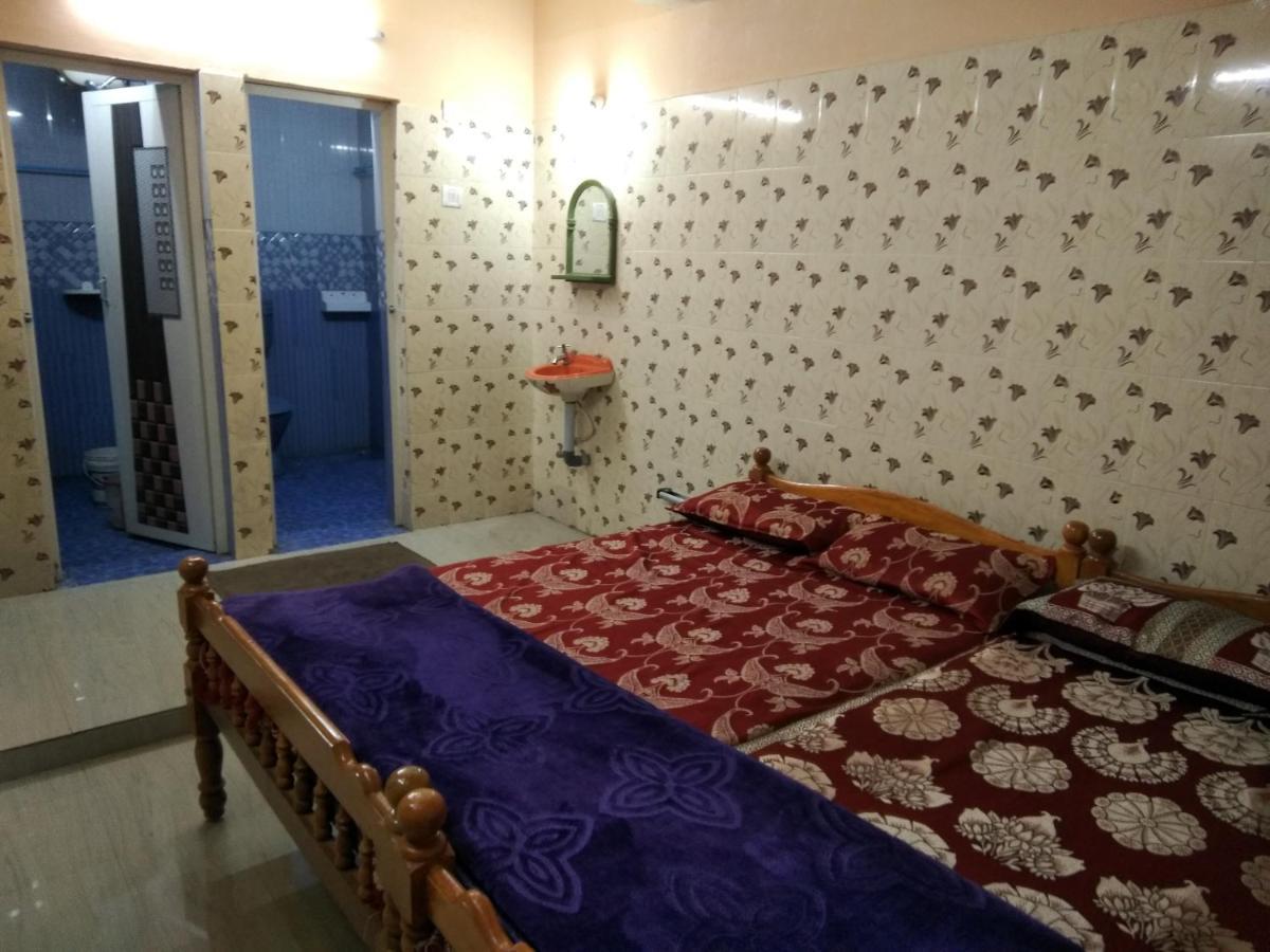 Maniis Homestay Vālpārai Dış mekan fotoğraf