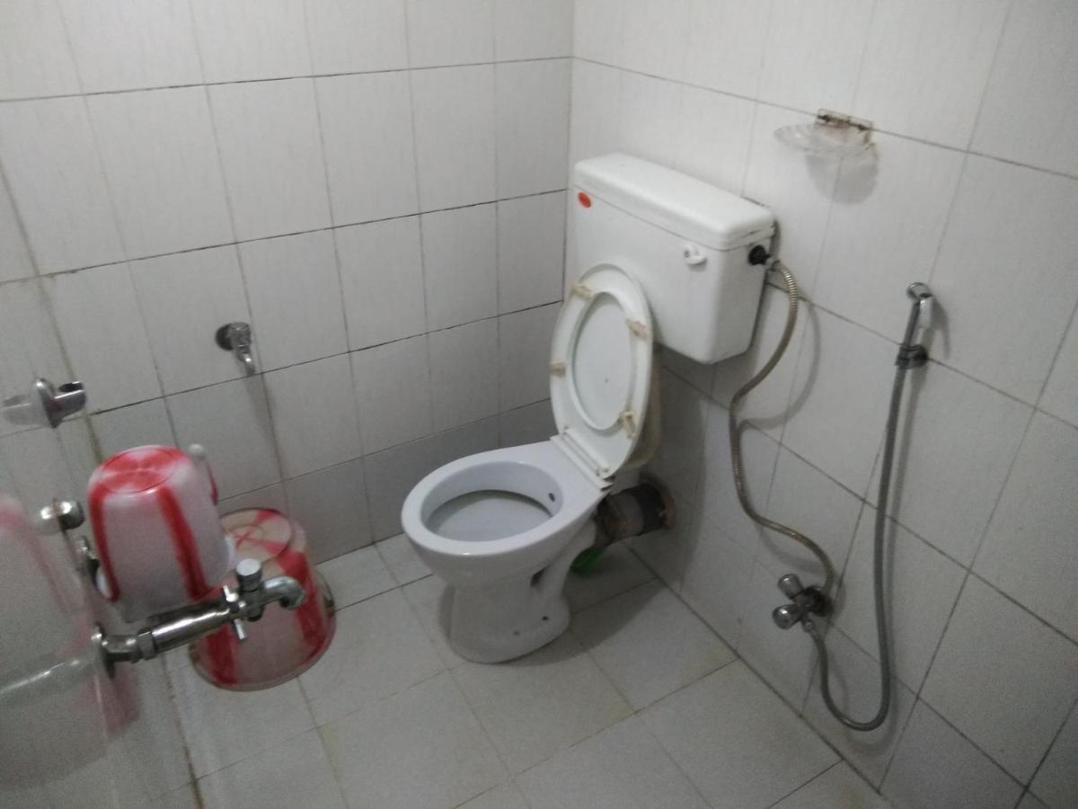 Maniis Homestay Vālpārai Dış mekan fotoğraf